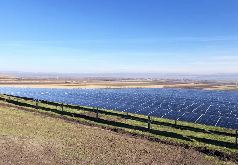 追光同行路，歐洲新里程 | 上能電氣助力羅馬尼亞Glodeni光伏電站順利并網(wǎng)